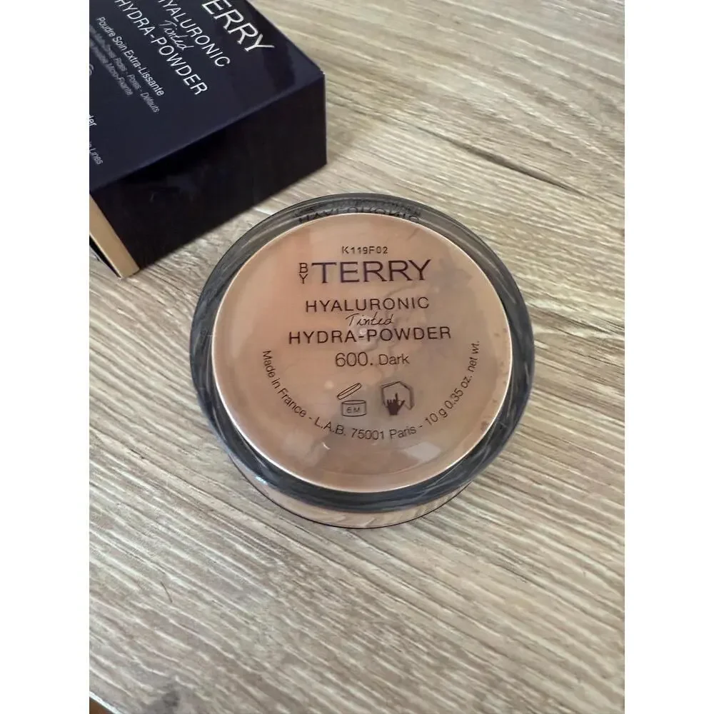 NIB By Terry Hyaluronic Tinted Hyrdra Powder in Dark